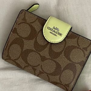 Coach wallet